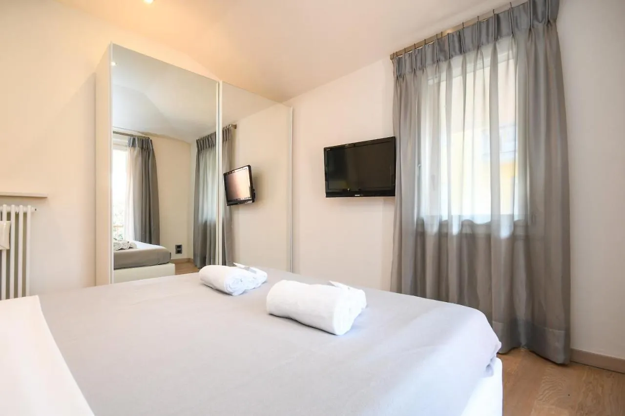 My Desenzano Exclusive Home Desenzano del Garda 0*,